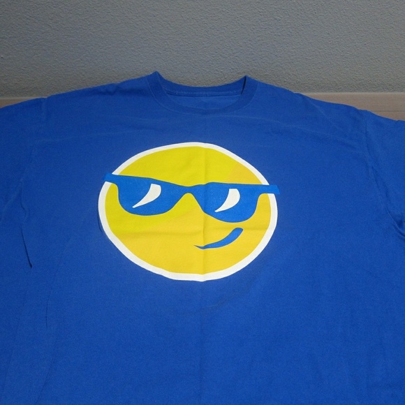 nike shorts smiley face